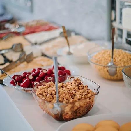 Готель Andalouse Arezzo Трабзон