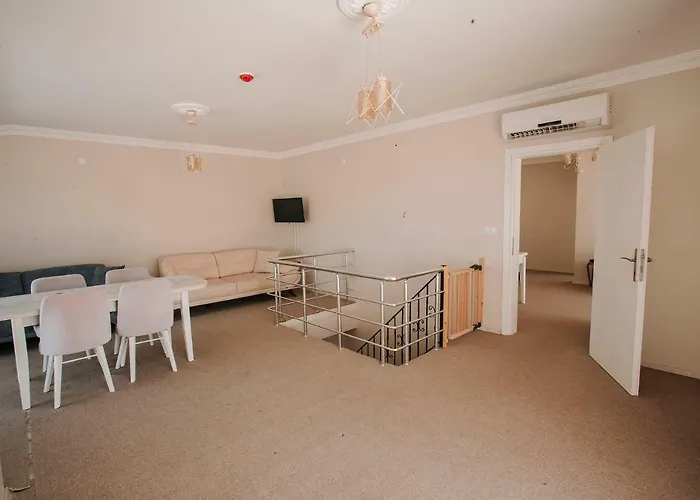 Andalouse Arezzo Otel 3*